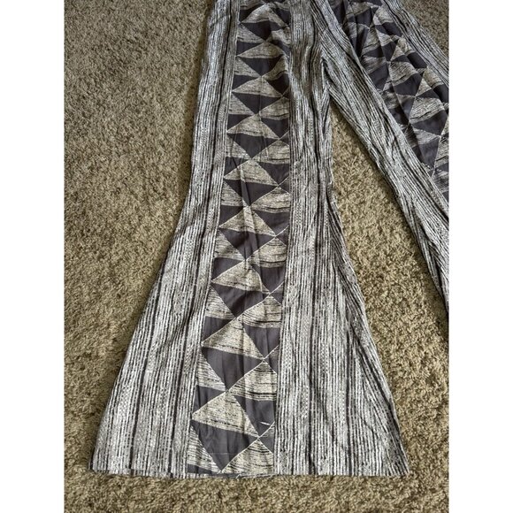 EARTHBOUND Geometric Pants Flare Bell Bottom Elastic Waist Boho Festival 28x29 M - Picture 2 of 14